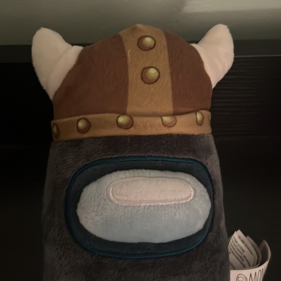 Among Us Viking Plush - Picture 3 of 4